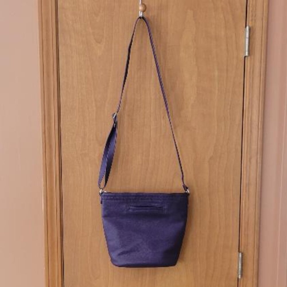 Thirty-One Brand Purple Shoulder Bag